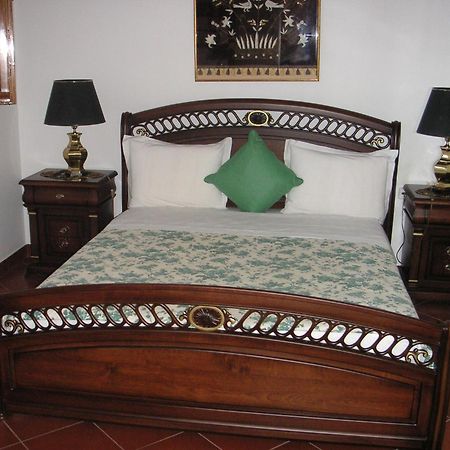 Candia House Luaran gambar