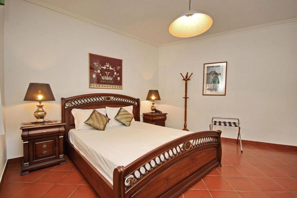 Candia House Luaran gambar