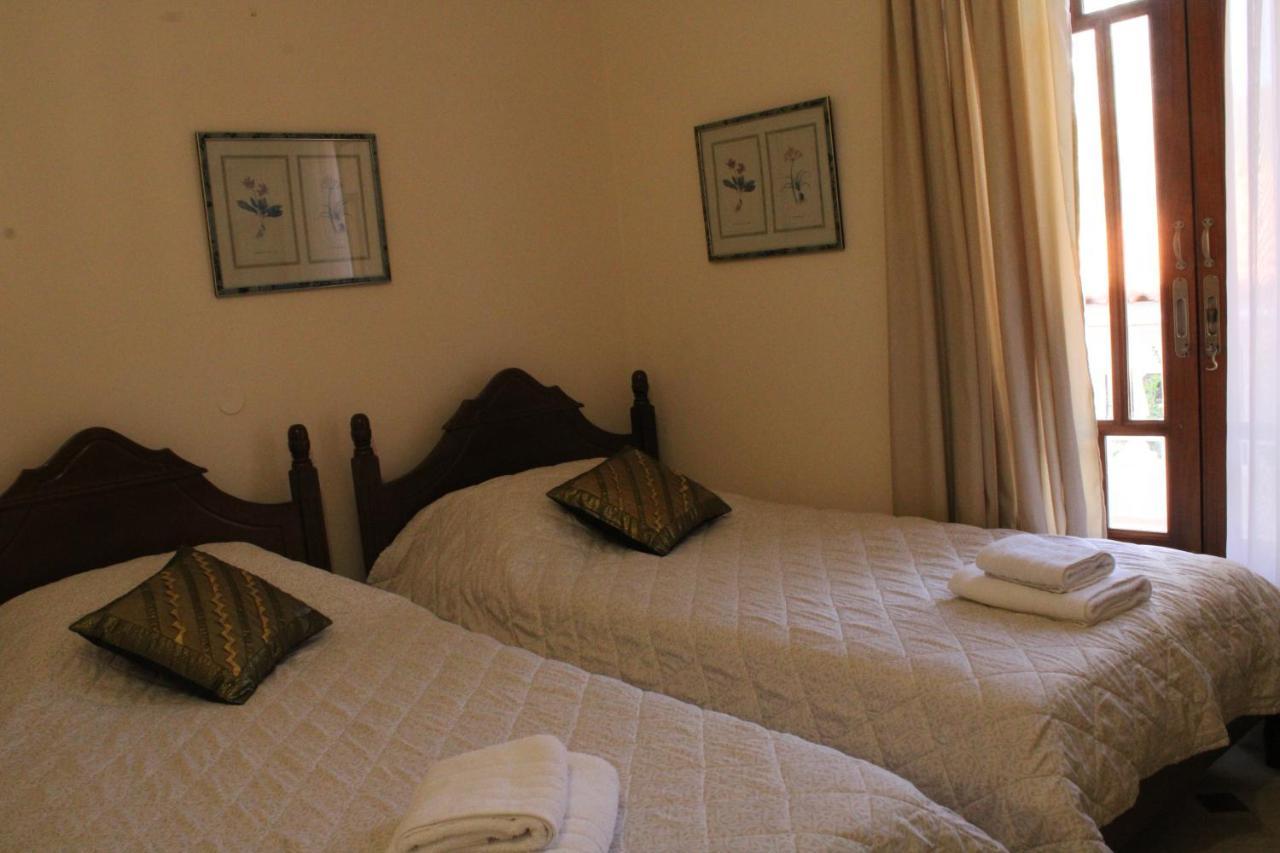 Candia House Luaran gambar