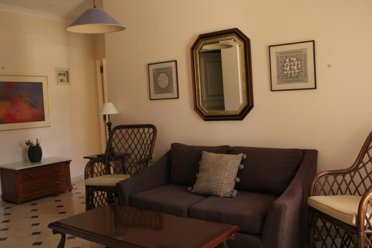 Candia House Luaran gambar