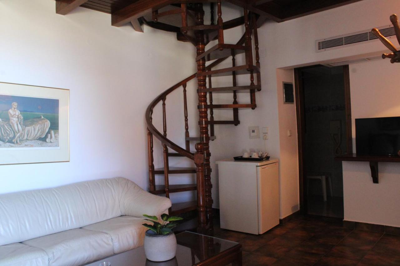 Candia House Luaran gambar