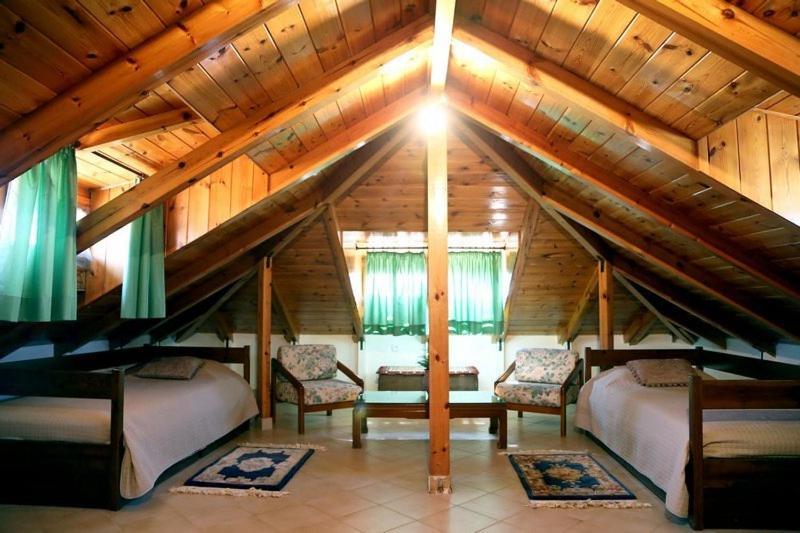 Candia House Luaran gambar