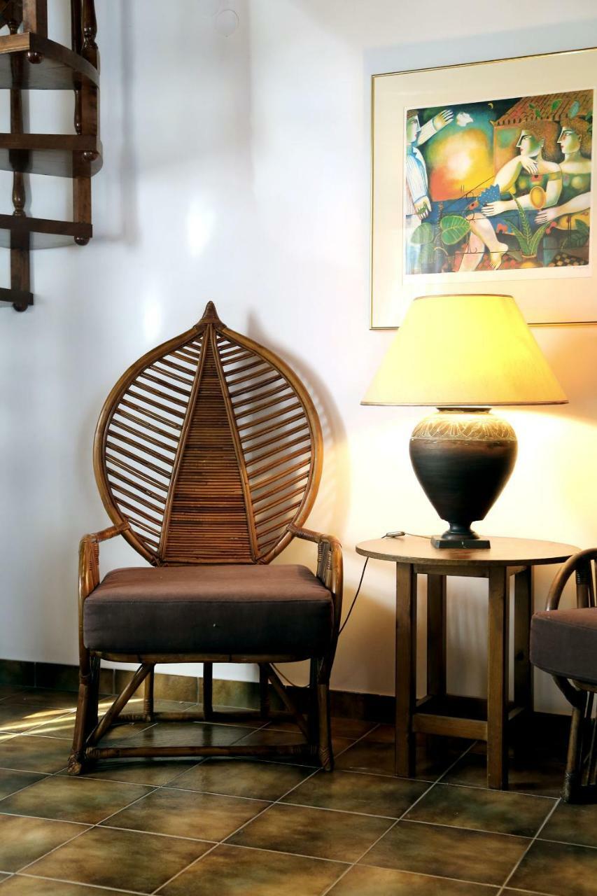 Candia House Luaran gambar