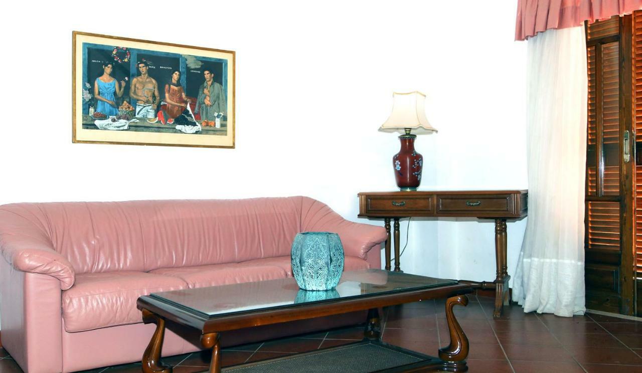 Candia House Luaran gambar